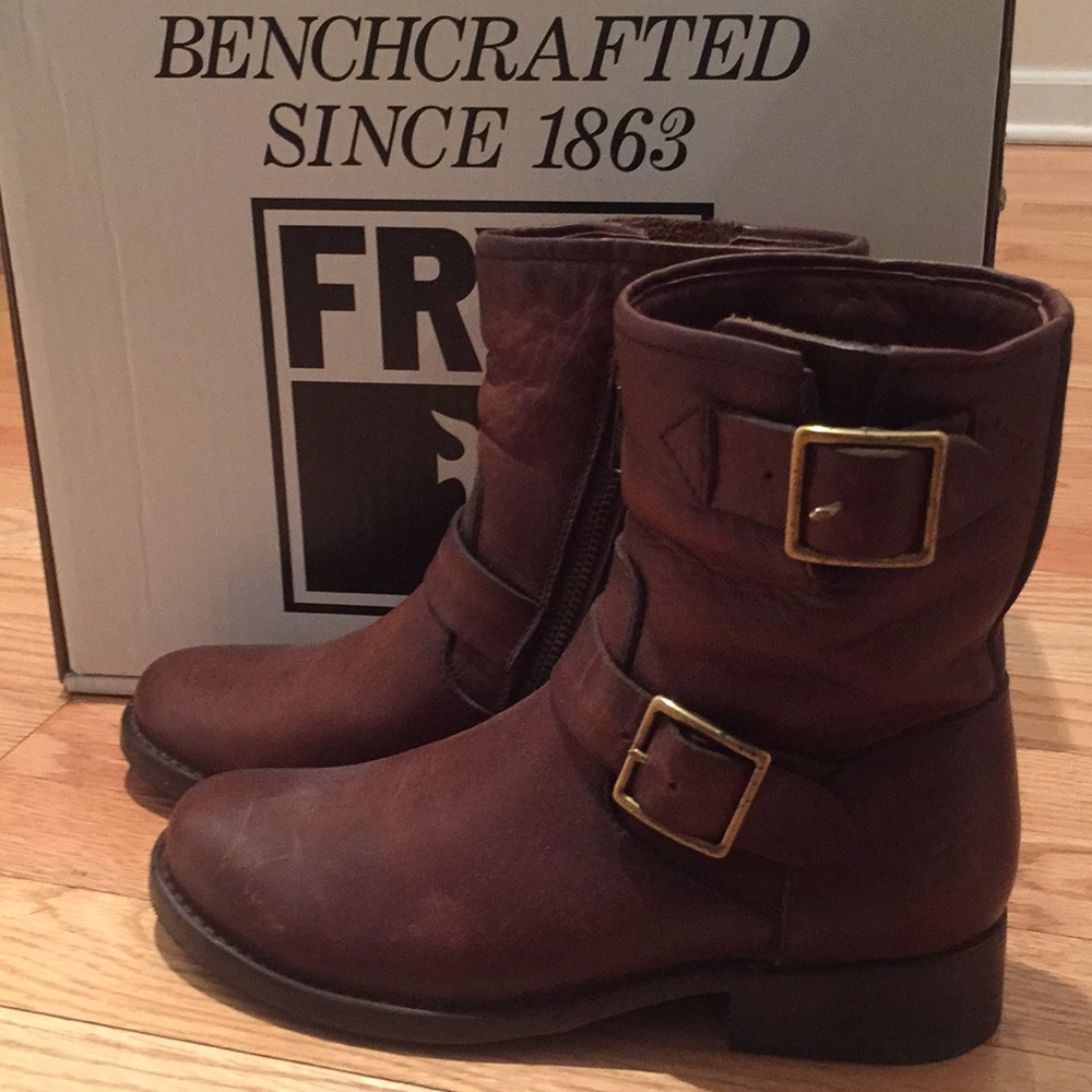 New in Box, Frye Vicky Engineer Boot, dark brown